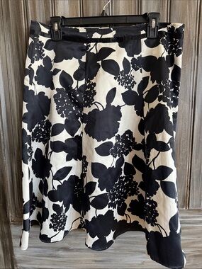 Black & Off White Floral A-Line Skirt